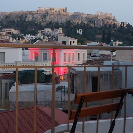Luxury Apartment Overlooking The Citadel Of Tsakas Athen Exterior foto