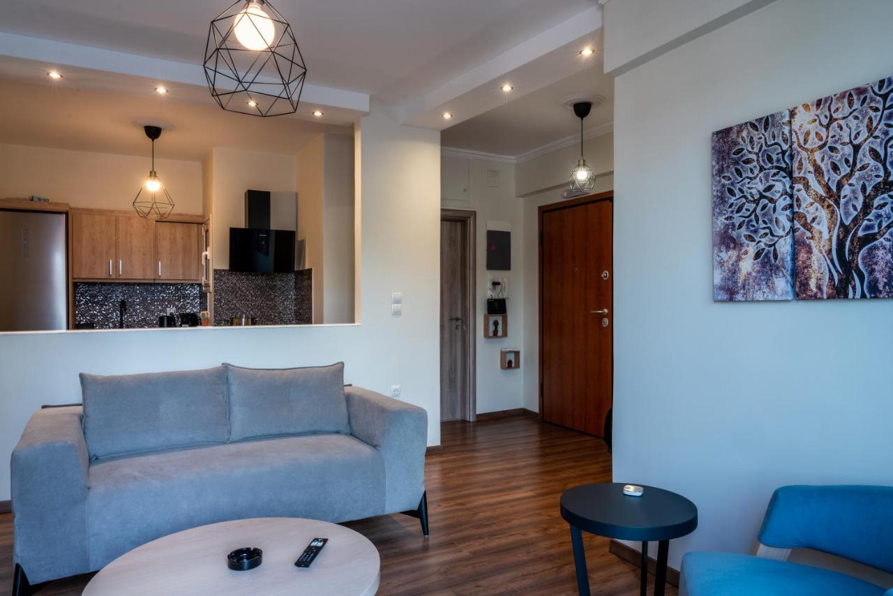 Luxury Apartment Overlooking The Citadel Of Tsakas Athen Exterior foto